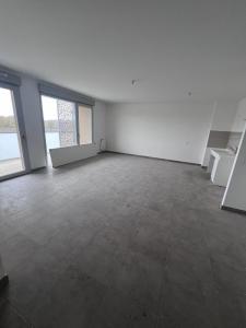 Louer Appartement Pont-sainte-marie 596 euros