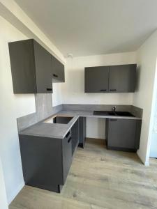 Louer Maison 91 m2 Cannes-ecluse