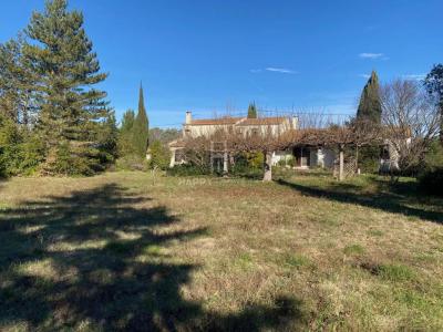 Acheter Maison 265 m2 Maussane-les-alpilles