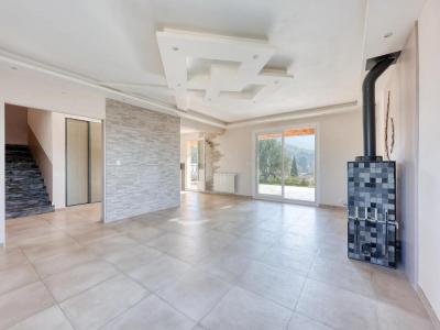 Acheter Appartement Aubagne 575000 euros