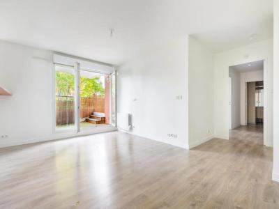 For sale Saint-denis 3 rooms 66 m2 Seine saint denis (93200) photo 2