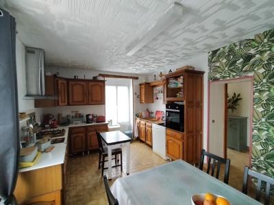 For sale 4 rooms 85 m2 Mayenne (53700) photo 2