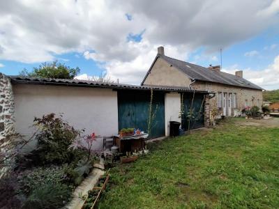 For sale 4 rooms 85 m2 Mayenne (53700) photo 3