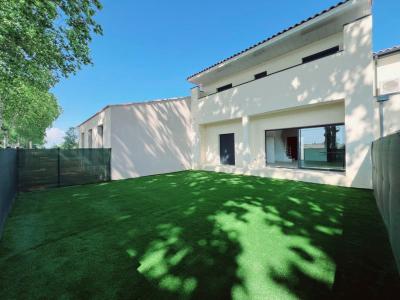 For sale 5 rooms 126 m2 Herault (34500) photo 0