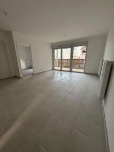 For rent Angers 2 rooms 44 m2 Maine et loire (49100) photo 2