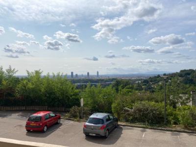 For rent Caluire-et-cuire 1 room 33 m2 Rhone (69300) photo 0