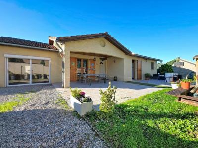 For sale Saint-pierre-de-chandieu 5 rooms 110 m2 Rhone (69780) photo 1