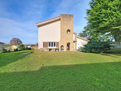 For sale Chaponnay 6 rooms 211 m2 Rhone (69970) photo 2