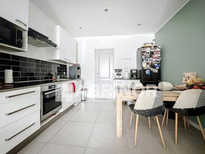 For sale Lille 3 rooms 61 m2 Nord (59000) photo 0