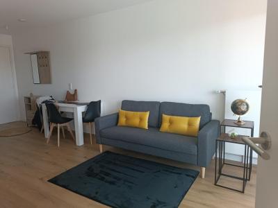 For rent Rueil-malmaison 2 rooms 39 m2 Hauts de Seine (92500) photo 1