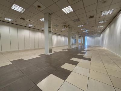 Louer Local commercial 280 m2 Saint-omer