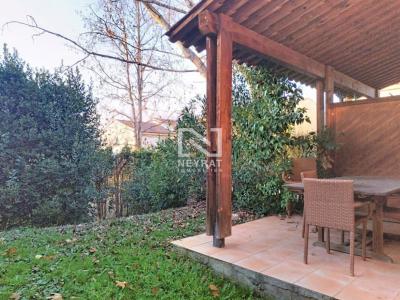 For sale Montauroux 5 rooms 74 m2 Var (83440) photo 2