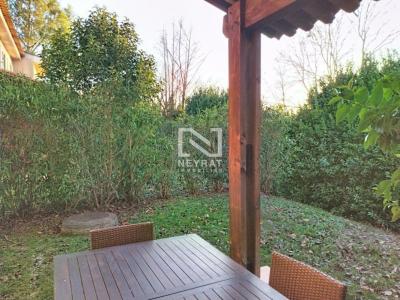 For sale Montauroux 5 rooms 74 m2 Var (83440) photo 3