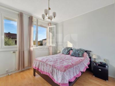 For sale Meyzieu 4 rooms 105 m2 Rhone (69330) photo 4