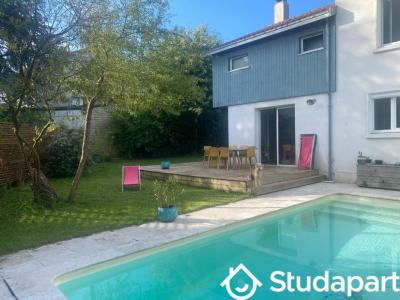 For rent Nantes 1 room 14 m2 Loire atlantique (44300) photo 0