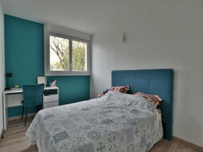 For sale LES MAUGES 4 rooms 73 m2 Maine et loire (49300) photo 4