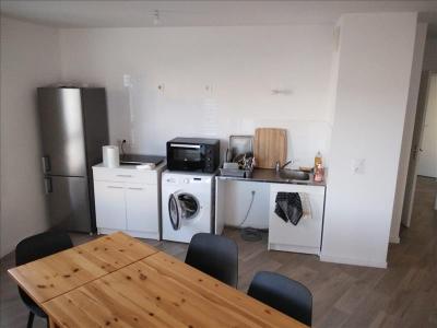 For rent Poissy 3 rooms 65 m2 Yvelines (78300) photo 2