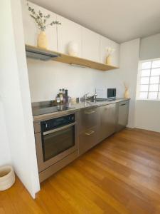 For sale Bordeaux 3 rooms 75 m2 Gironde (33000) photo 3