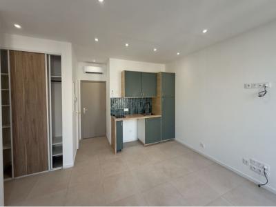 Louer Appartement Marseille-6eme-arrondissement Bouches du Rhone