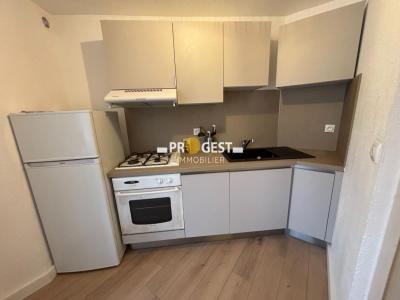 Louer Appartement Ciotat 830 euros