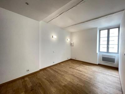 Louer Appartement Lunel 760 euros