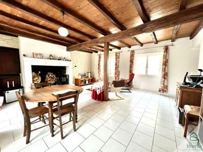 For sale Neuville-de-poitou 5 rooms 127 m2 Vienne (86170) photo 1