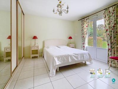 For rent Ecouen 5 rooms 242 m2 Val d'Oise (95440) photo 4