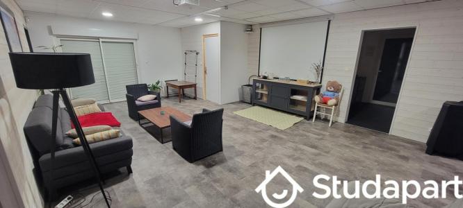 Annonce Location Appartement Saint-clement-de-la-place 49