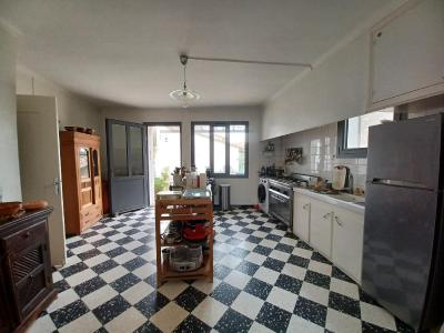 For sale 5 rooms 134 m2 Herault (34420) photo 0
