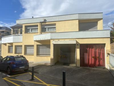 For sale CENTRE VILLE 220 m2 Savoie (73330) photo 2