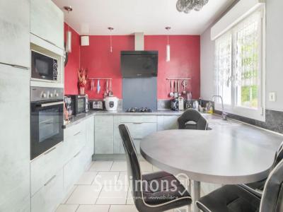 For sale Ploermel 6 rooms 96 m2 Morbihan (56800) photo 3