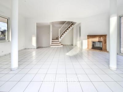 Acheter Prestige Vannes 863900 euros