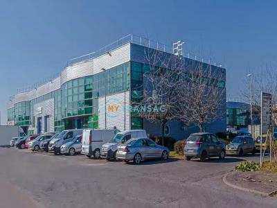 Louer Commerce 342 m2 Valenton