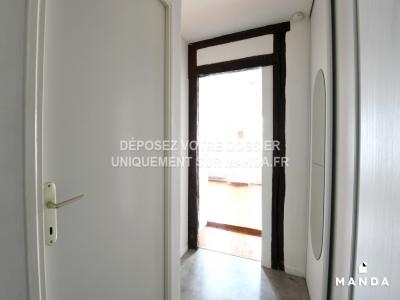 Louer Appartement 34 m2 Paris-18eme-arrondissement