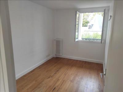 For rent Clamart 3 rooms 60 m2 Hauts de Seine (92140) photo 4