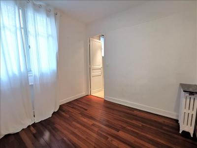 Louer Appartement Paris-20eme-arrondissement 1900 euros