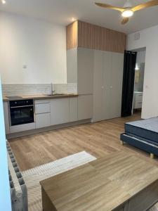 For rent Bordeaux 1 room 28 m2 Gironde (33000) photo 1