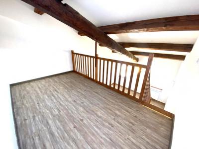 Louer Appartement 35 m2 Saint-chamas