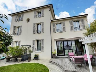 Acheter Prestige 200 m2 Garenne-colombes