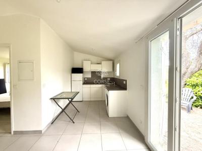 Louer Maison 28 m2 Porto-vecchio