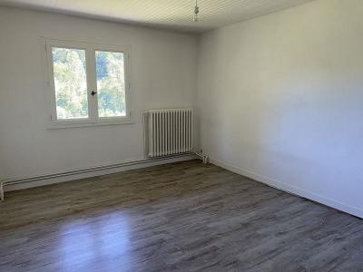 Louer Maison Virigneux 1015 euros