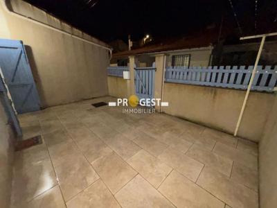 For rent Greasque 1 room 63 m2 Bouches du Rhone (13850) photo 0