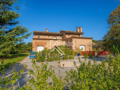 For sale Sainte-maxime 6 rooms 250 m2 Var (83120) photo 0