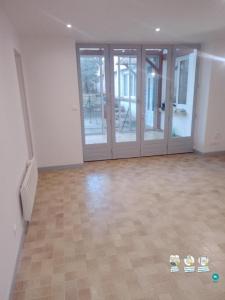 For rent Jonzac 4 rooms 69 m2 Charente maritime (17500) photo 0