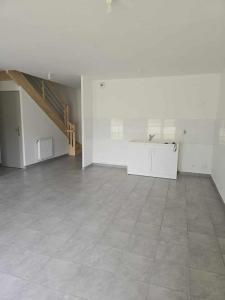 For rent Moneteau 4 rooms 81 m2 Yonne (89470) photo 1