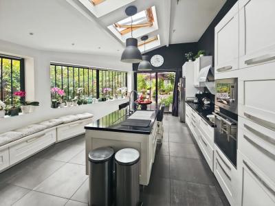 For sale Thiais 4 rooms 120 m2 Val de Marne (94320) photo 3