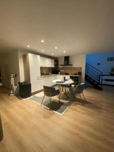 For sale Valenciennes 4 rooms 155 m2 Nord (59300) photo 2