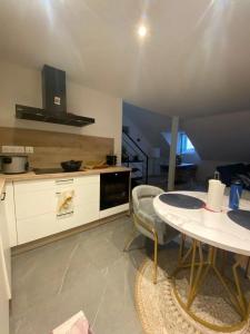For sale Valenciennes 4 rooms 155 m2 Nord (59300) photo 4