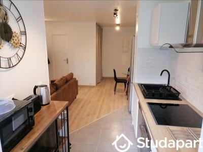 Louer Appartement 10 m2 Champs-sur-marne