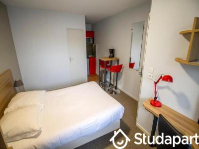 For rent Reims 1 room 19 m2 Marne (51100) photo 0